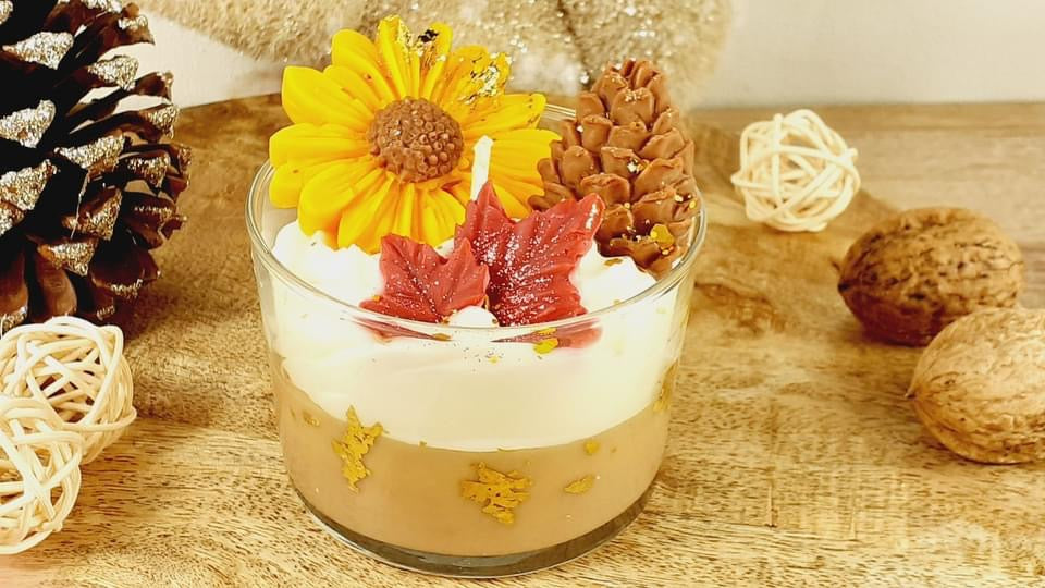 Bougie artisanale parfumée : Lumière d’Automne 🕯️