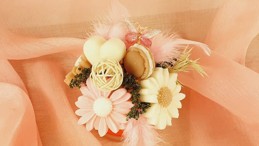 Bouquet de coeur -Bougie bouquet et fondants artisanaux à la cire de soja et d’olive naturelle
